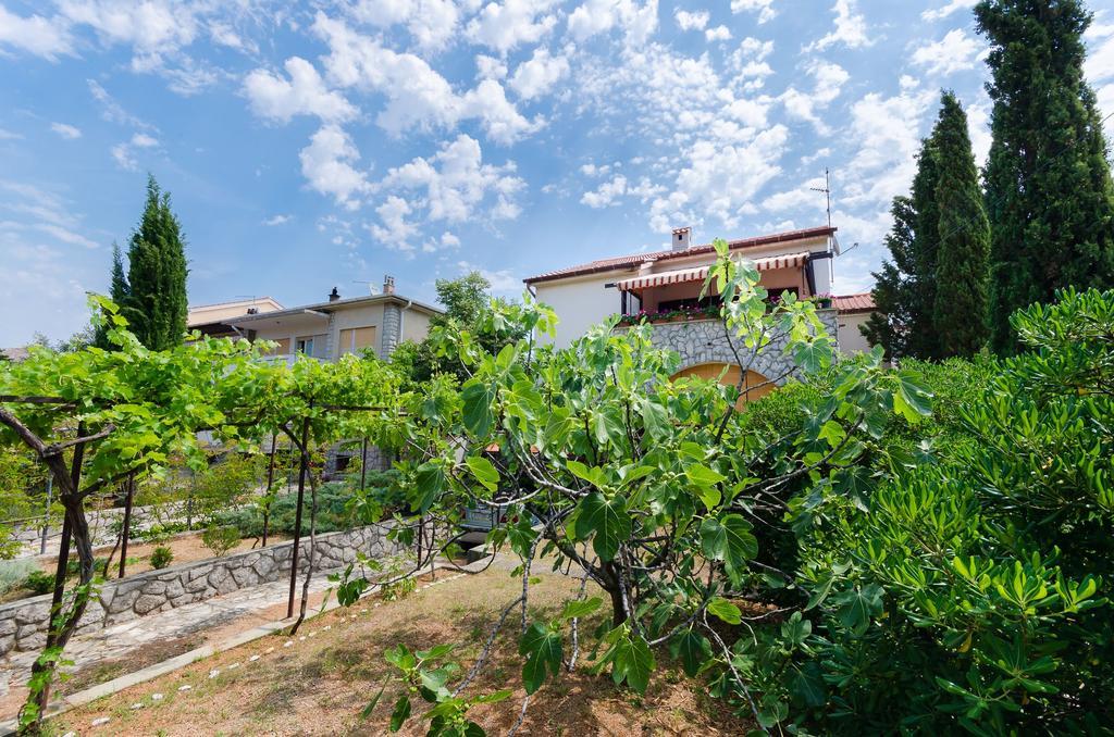 Apartment Bozena Punat Ngoại thất bức ảnh