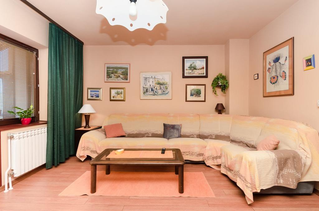 Apartment Bozena Punat Ngoại thất bức ảnh
